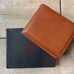 Tumi Brown Leather Key & Card Holder